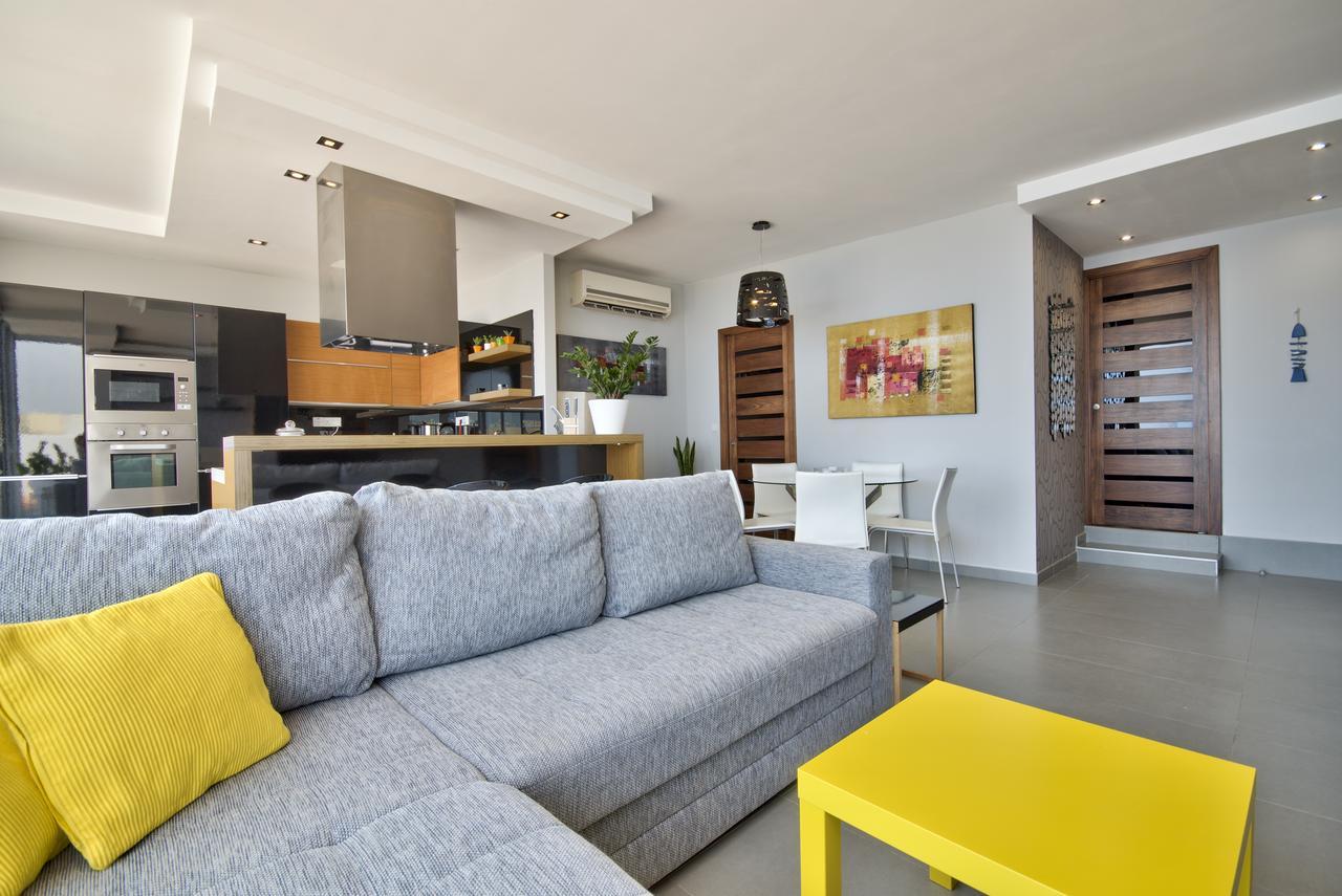 Magnificent Seafront 2-Bedroom Sliema Penthouse Exterior photo